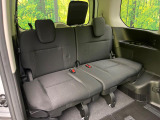 3列目シートはもちろん状態良好☆大人でもゆったりと座って頂けますので、大人数でのお出かけもラクラクです♪ご家族で、気の知れた仲間で、ドライブに行くのが楽しみですね♪