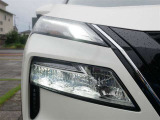 LEDヘッドライト(オートライト付き)