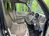 運転席シート廻りは使用感も少なく、良好な状態となっています。丁寧に使われていたことがよくわかりますね。