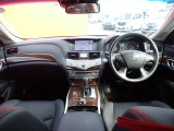 周りが見やすく運転しやすいお車です♪