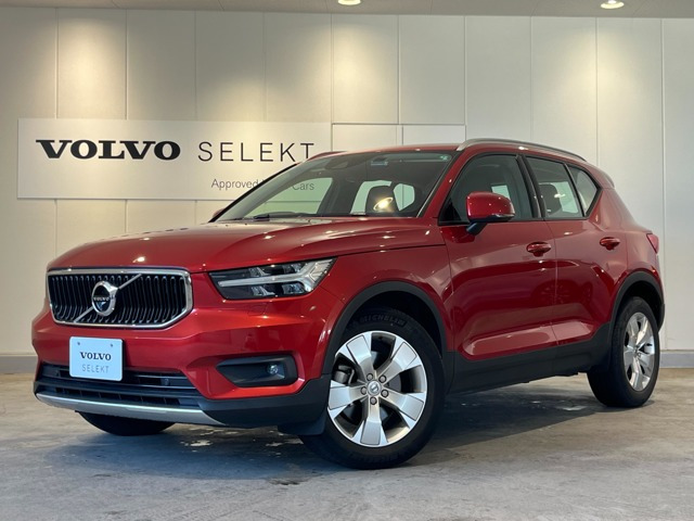 XC40B4 モメンタム