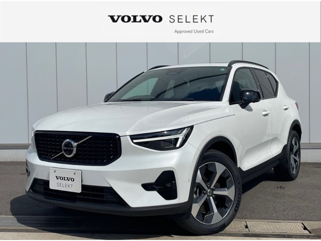 XC40ウルトラ B4 AWD ダークエディション 4WD