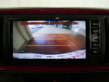 バックカメラが付いているので後方確認が非常にしやすいです。今や運転初心者も熟練者も必須装備!ついていて損はないですね♪