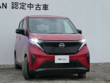 LEDヘッドライトです。ハイビームアシスト・ヘッドランプをハイビームにして走行中、前方の対向車や先行車がいたり、明るい場所を走行すると自動でロービームになります。