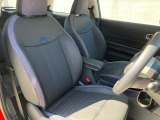 こちらのMINI認定中古車は整備・保証付きでございます。納車前整備費用はお見積書内に別途追加計上する事はございません。認定中古車整備・保証付きのお支払総額でお見積りご確認の上、他店とお比べください!!
