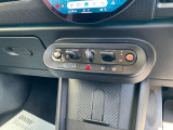 後ろからみても直ぐにMINIだとわかる丸みを帯びたデザインでございます。