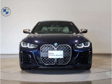 【キドニーグリル】BMWは約90年もの間、ほぼ全ての車両にひと目でBMWだと分かるこの特徴的なフロントグリルが備えられ、デザイン・アイコンとして親しまれてきました。