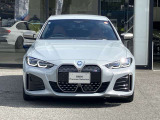 時を経ても深い魅力を放ち続けるBMW。より快適にお乗り頂くためにサポートプログラムをご用意しております。※認定中古車保証は登録日より最長4年間まで延長が可能です。