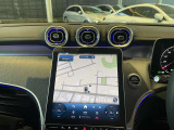 バックカメラにより駐車時の後方確認も楽にできます。お問い合わせは042-338-1133にご連絡下さい。