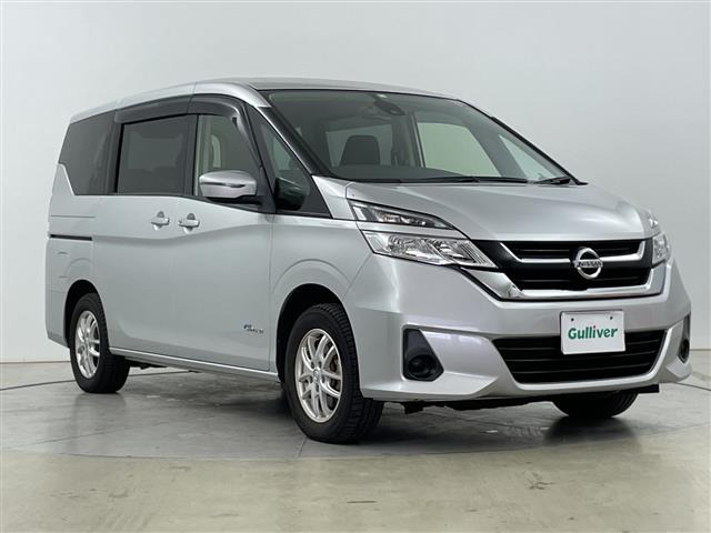 セレナ2.0 X VセレクションII 4WD修復歴無し