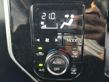 気になる車はすぐにお問い合わせください!画面右側の0066から始まる無料ダイヤルからお問い合わせ下さい!専門スタッフがお車のご質問にお答えいたします!