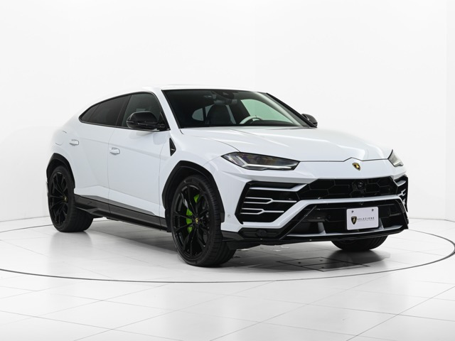 ウルス 4.0 4WD 