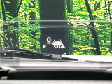 【ヘッドアップディスプレイ】現在の速度や走行情報をデジタル表示で運転席前方のガラスに投影!運転中、目線をずらさず必要な情報を確認できるのでとっても便利で安心!