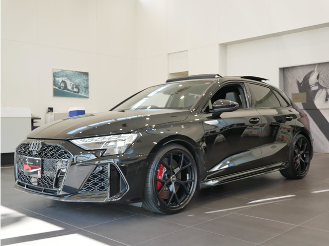 RS3スポーツバック2.5 4WD