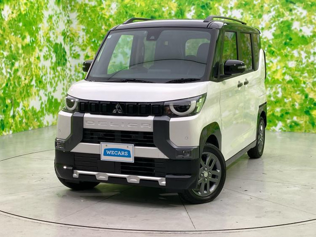 デリカミニ T プレミアム 4WD 