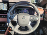 アウトランダー PHEV 2.4 P エグゼクティブ パッケージ 4WD 本革シート