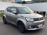 衝突被害軽減ブレーキシステムは、デュアルカメラブレーキサポートを搭載。車線逸脱警報機能も付いています。