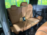3列目シートはもちろん状態良好☆大人でもゆったりと座って頂けますので、大人数でのお出かけもラクラクです♪ご家族で、気の知れた仲間で、ドライブに行くのが楽しみですね♪