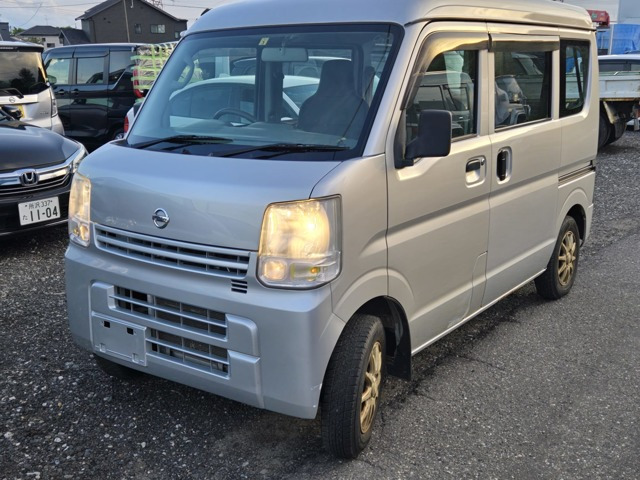 NV100クリッパーDX ハイルーフ 5AGS車 4WD