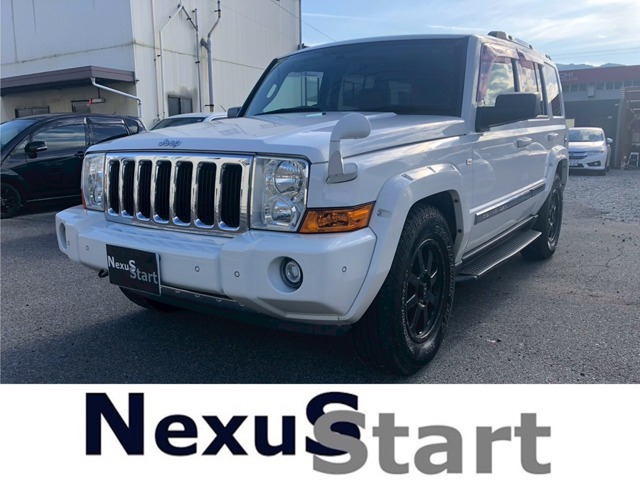 コマンダー5.7 リミテッド HEMI 4WD