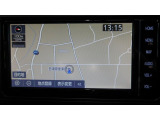 ナビは純正品。フルセグテレビ・DVD・CD・Bluetooth・SDオーディオ対応。