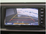 バックガイドモニターで、後方を確認しながら安心して駐車することができます。運転初心者も熟練者も必須の機能ですよ!