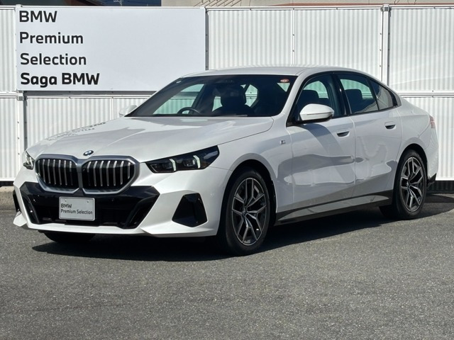 5シリーズセダン523d xドライブ Mスポーツ 4WD