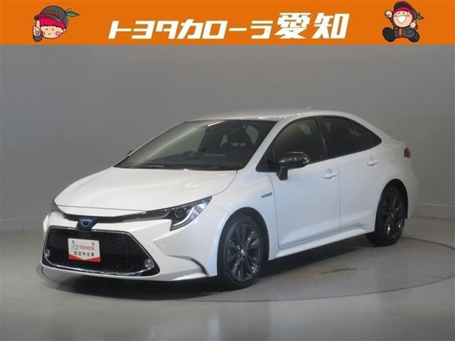 カローラ1.8 ハイブリッド W×B