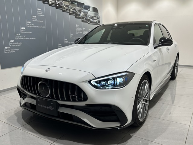 CクラスAMG C43 4マチック (BSG搭載モデル) 4WD