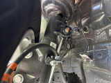 お車を安心してお乗りいただく為には、足回りの定期点検が欠かせません。サービスサポート(有償保証)では無料点検もご提供しており、安心のカーライフをお過ごしいただけるサポート体制が整っています。