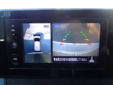 【全周囲カメラ】上が丸見え!! 駐車時に周りの様子が見えます。駐車時も安心ですよ!!