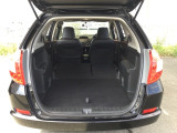 リアシートを前に倒せば荷室容量倍増!