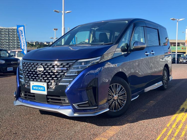 セレナ1.4 e-POWER AUTECH