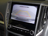 バックモニターも装備しております。バックギアに入れるとナビ画面に車の後方が映し出されます。これで後方確認も安心!