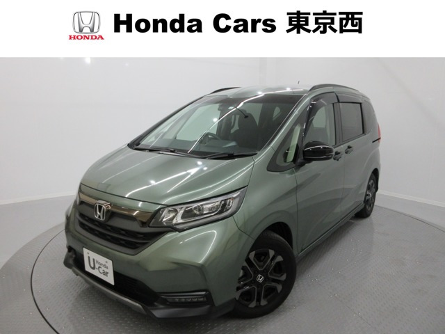 フリード+1.5 ハイブリッド クロスター ブラックスタイル