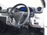 運転席の様子です。