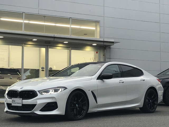 8シリーズグランクーペM850i xドライブ 4WD