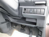 運転席はシートヒーター付いています!