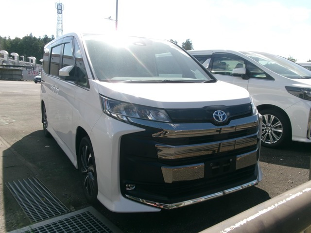 ノア  1.8 ハイブリッド S-Z