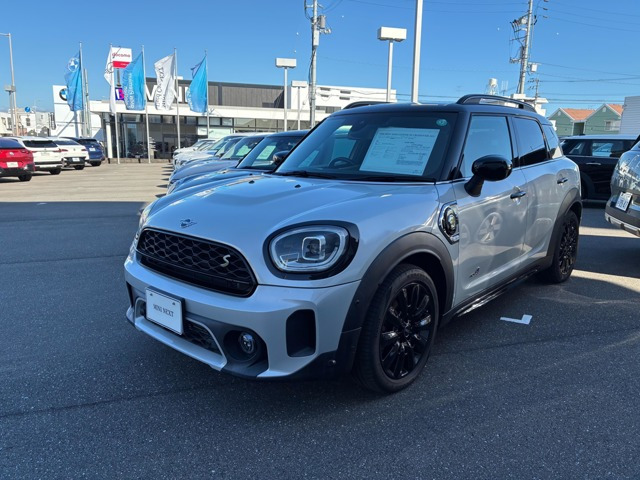 ミニクロスオーバー クーパー S E オール4 4WD 