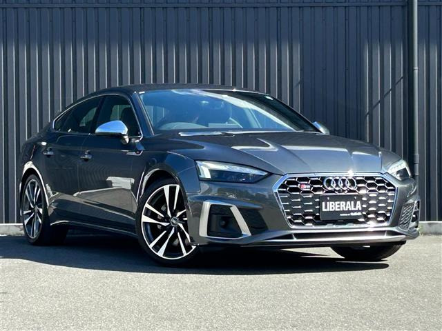 アウディ S5スポーツバック