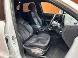 マカン  4WD 修復歴無し