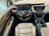 XT5クロスオーバー プラチナム 4WD 4WD 本革シート