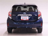 ハイマウントストップランプ採用で、後続車に対して自車の存在をアピールしてくれます!