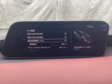 LDWS車線逸脱警報システムとLASレーンキープアシストシステムを搭載。車線からはみ出さないように知らせるとともに、ハンドル操作をアシストし、安心の走りをサポートします。