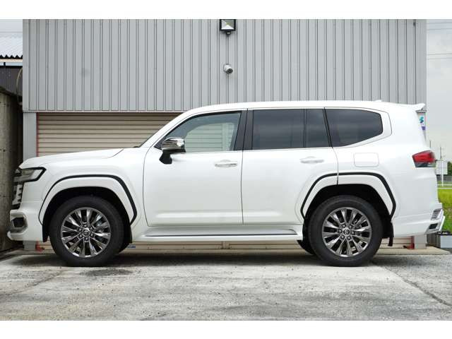 トヨタ ランドクルーザー300 3.5 ZX 4WD の中古車詳細 (1,000km