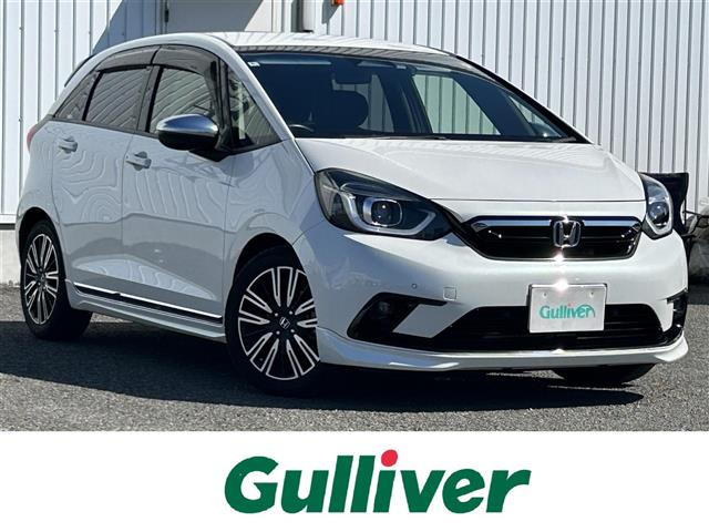 フィット1.5 e:HEV リュクス本革シート 修復歴無し