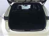 ラゲージスペース広々としております♪