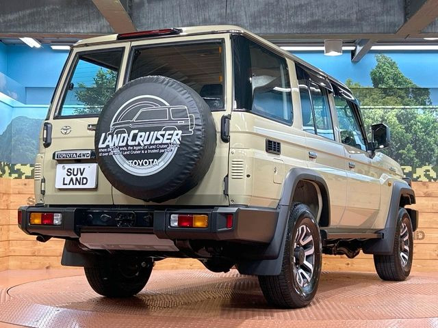 トヨタ ランドクルーザー70 2.8 AX ディーゼル 4WD の中古車詳細 (登録