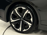タイヤサイズは245/40R21!モデリスタアルミホイール!納車前の点検時にタイヤ交換させていただきます!